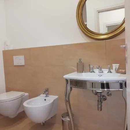 Flats4rent Mary * Verona